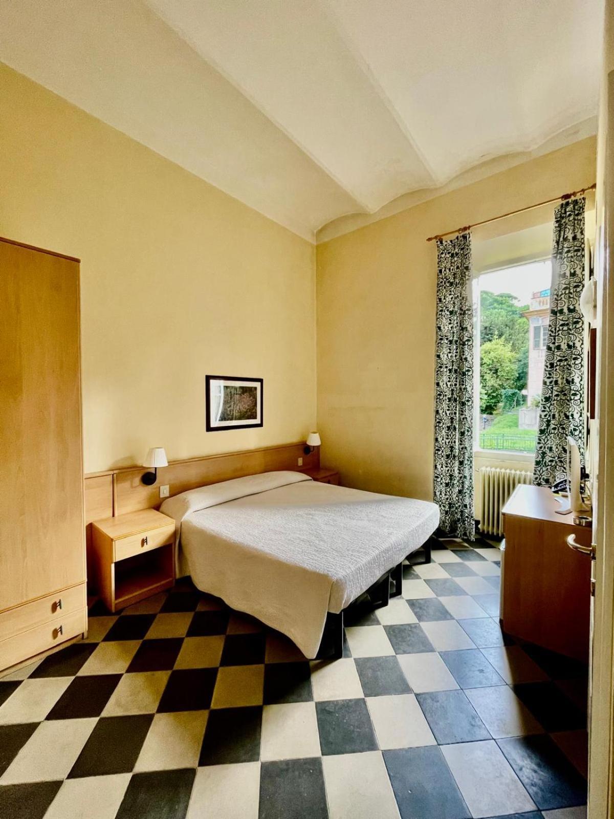 פינאלה ליגורה Hotel Florenz מראה חיצוני תמונה